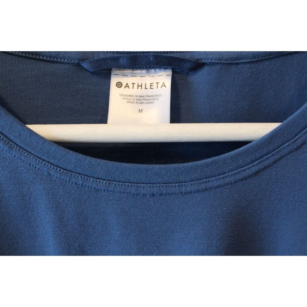 Athleta Blue Open back Tee M - Picture 4 of 4